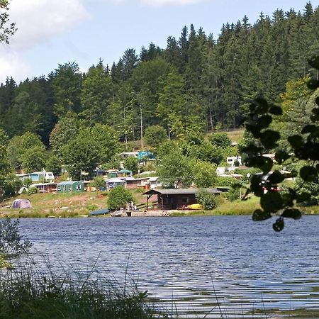 Freizeit- Und Campinganlage Gaisweiher Flossenburg Екстериор снимка