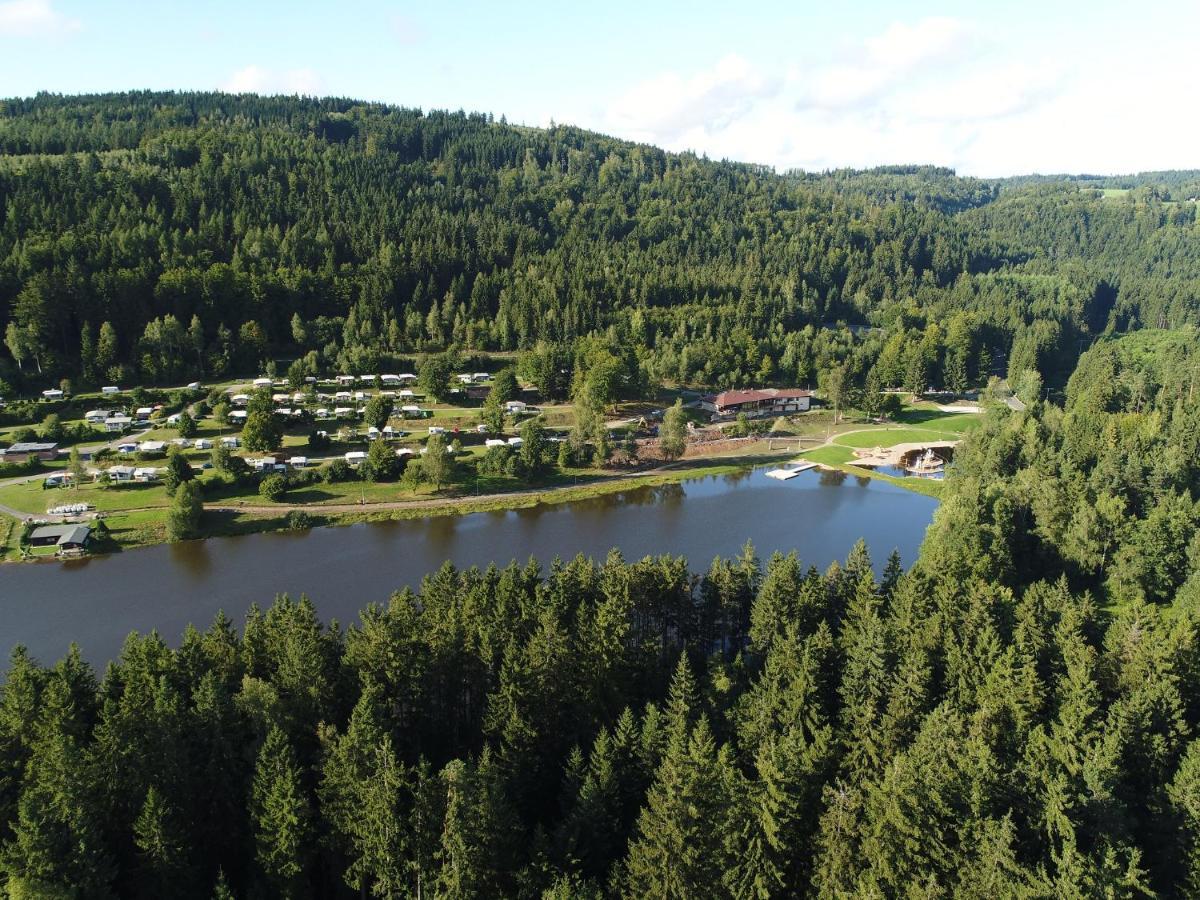 Freizeit- Und Campinganlage Gaisweiher Flossenburg Екстериор снимка