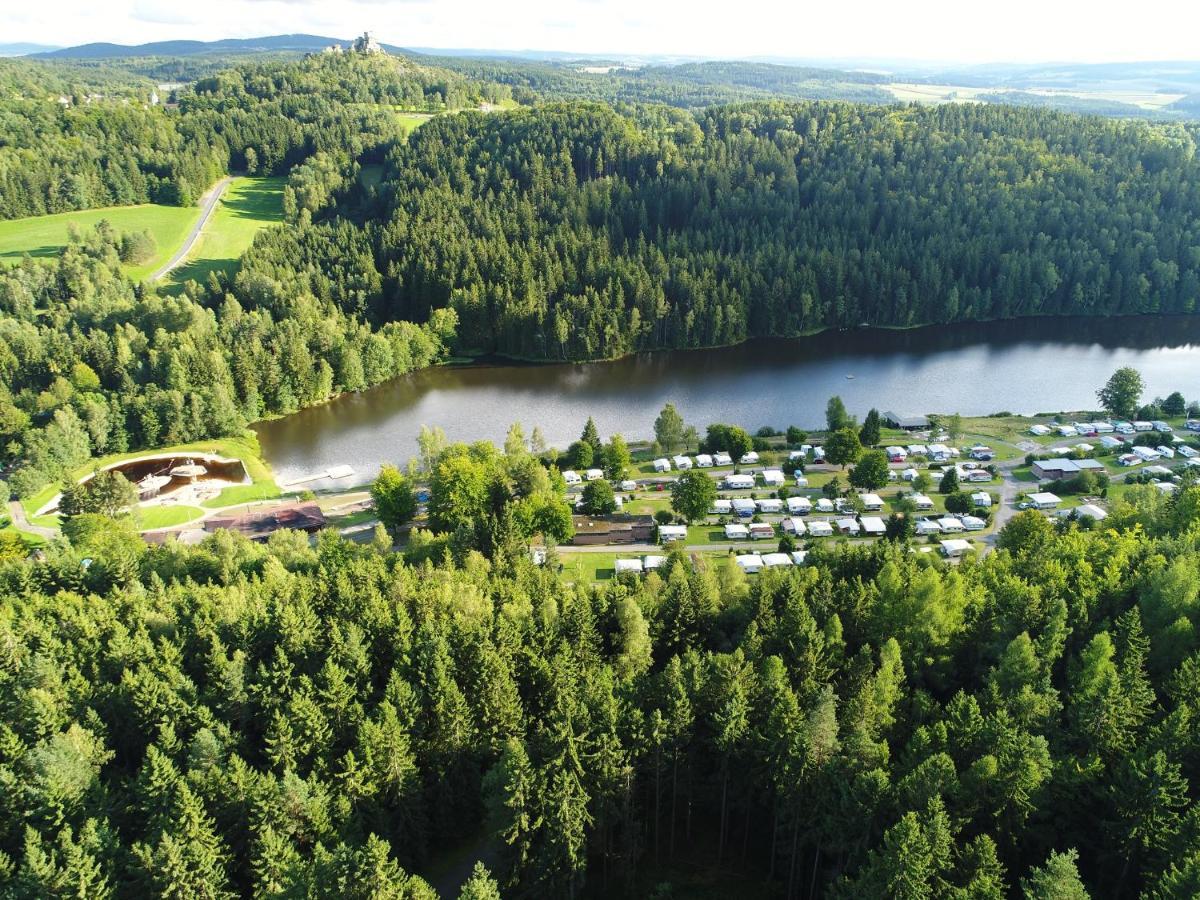 Freizeit- Und Campinganlage Gaisweiher Flossenburg Екстериор снимка