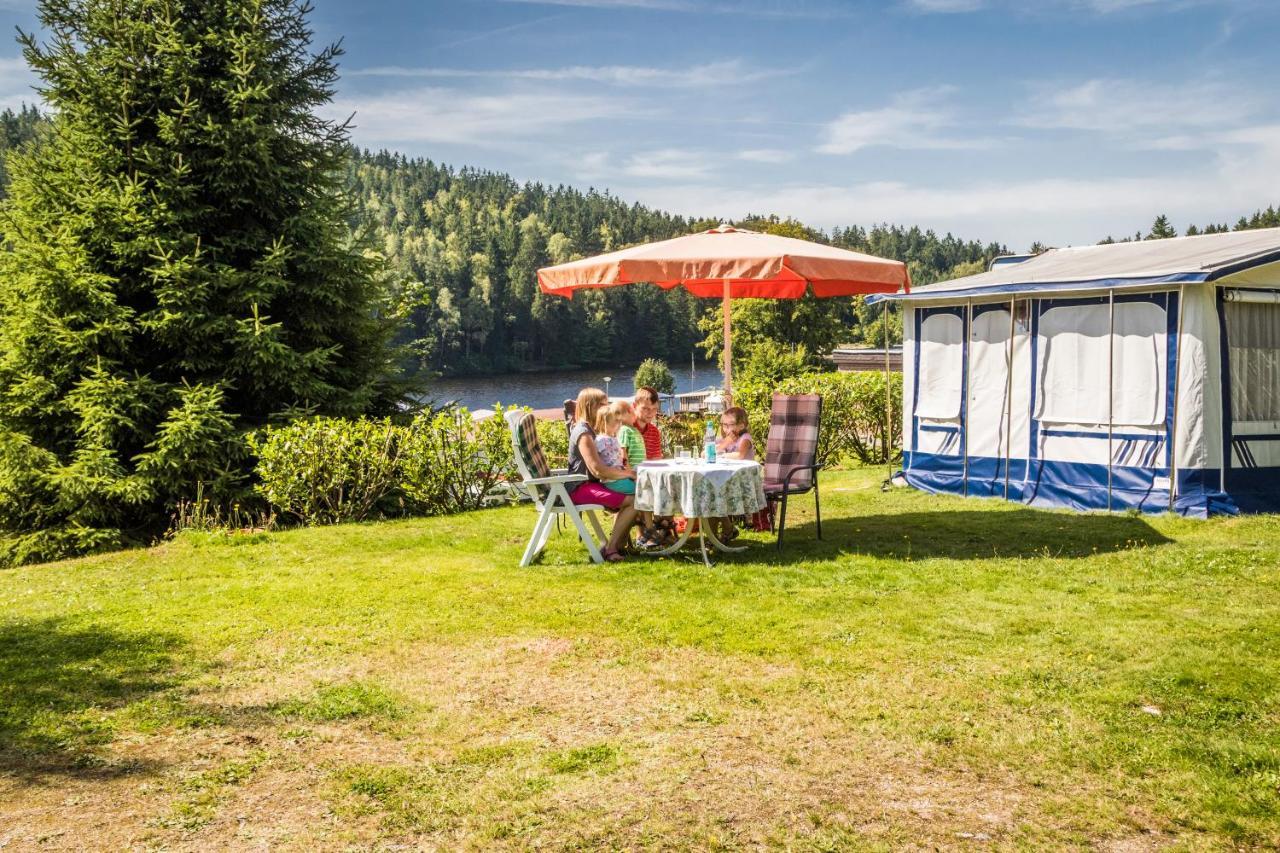 Freizeit- Und Campinganlage Gaisweiher Flossenburg Екстериор снимка